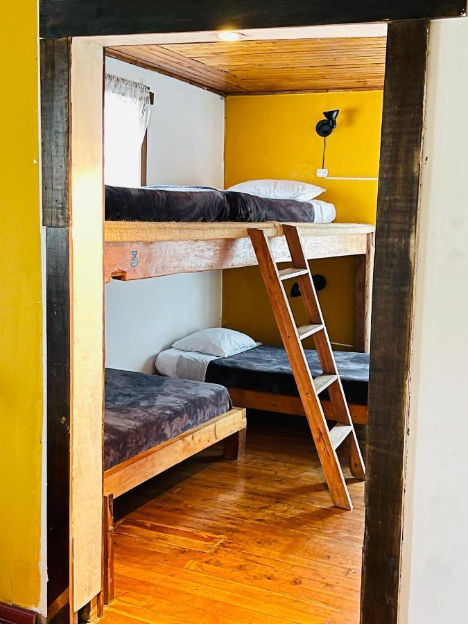 Hostal Colina De Lluvia Филандиа Екстериор снимка