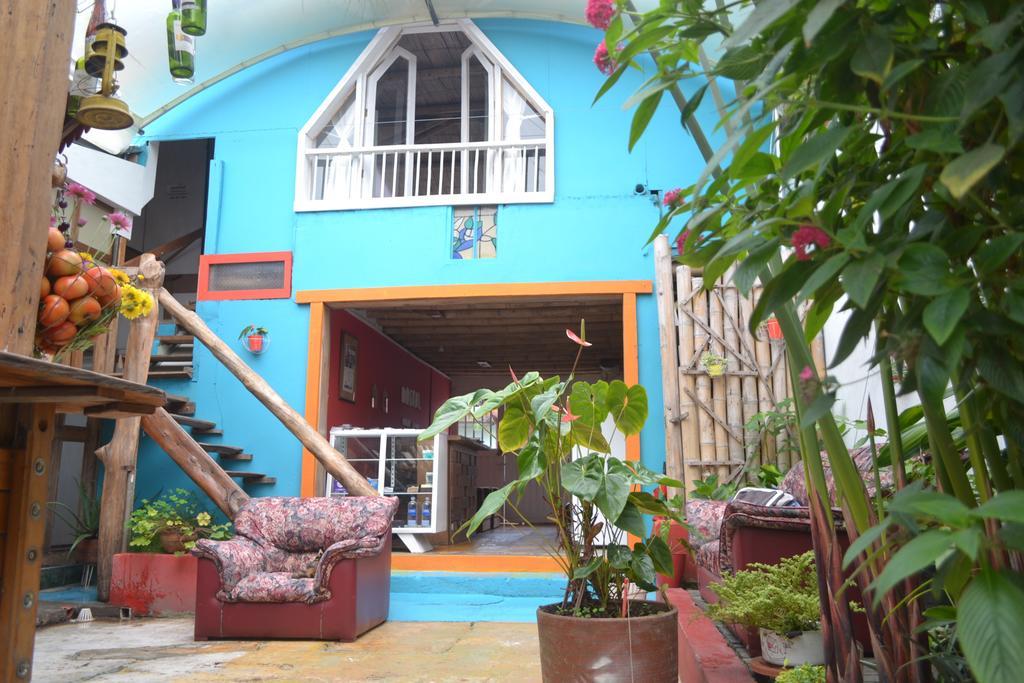 Hostal Colina De Lluvia Филандиа Екстериор снимка
